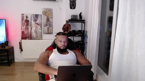 Kingsley online show from April 10, 6:12 pm