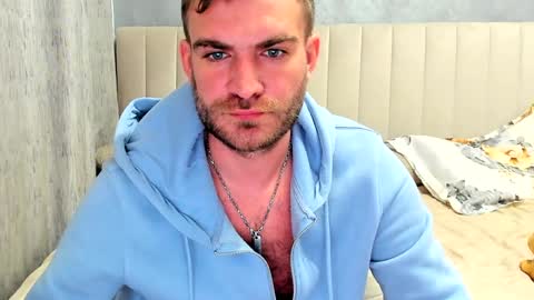 10in_deluxe online show from February 3, 8:46 am