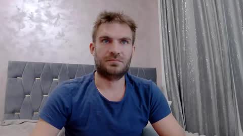 10in_deluxe online show from January 12, 12:12 pm