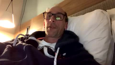 14at213 online show from April 15, 7:49 pm