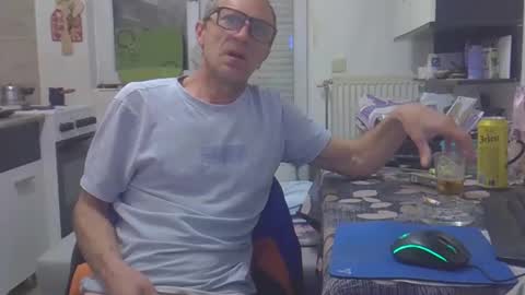 1973man online show from March 16, 10:25 pm