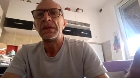1973man online show from June 20, 9:26 am