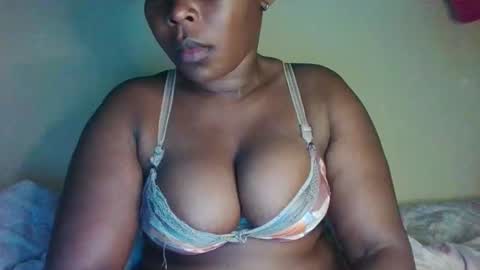 Snapshot of 1_sexybaby chatting on October 19, 6:18 am 1_sexybaby online show from October 19, 6:18 am