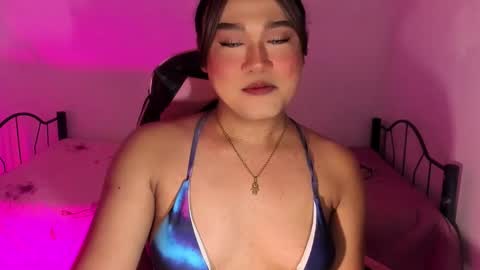 1lovelymess online show from November 13, 3:09 am