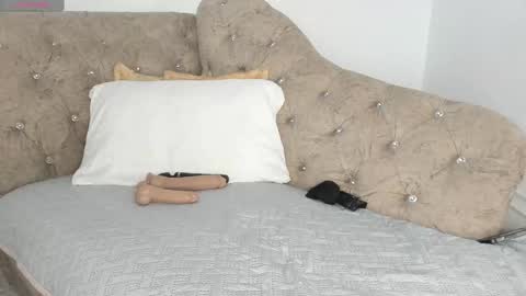 Luisa online show from February 25, 7:42 am