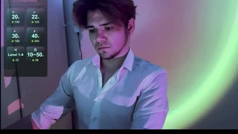 1roberttt online show from October 9, 9:42 pm