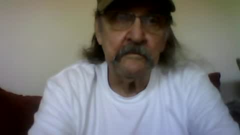 1valentine online show from July 11, 5:49 pm
