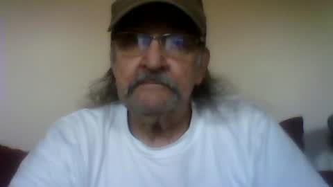 1valentine online show from August 5, 5:43 pm