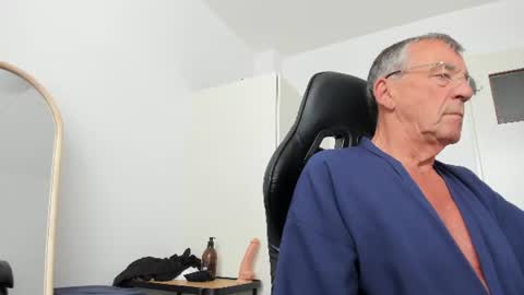 Henk online show from July 26, 12:47 pm