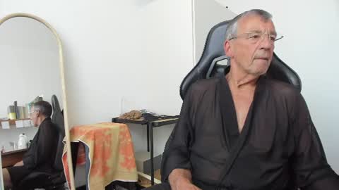 Henk online show from June 20, 3:29 pm