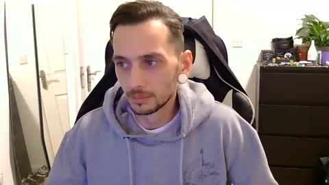 2323gary online show from February 28, 1:37 am