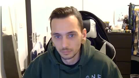 2323gary online show from January 4, 8:16 pm