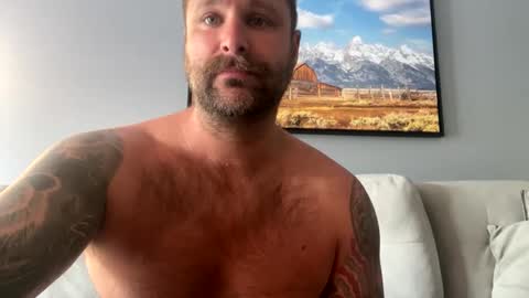 Snapshot of 247edgeallday chatting on September 15, 12:28 pm 247edgeallday online show from September 15, 12:28 pm