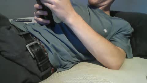 Snapshot of 2big2hype chatting on September 14, 6:04 am cheif online show from September 14, 6:04 am