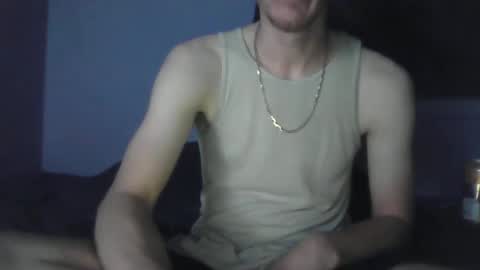 Snapshot of 2big2hype chatting on October 20, 1:32 am cheif online show from October 20, 1:32 am