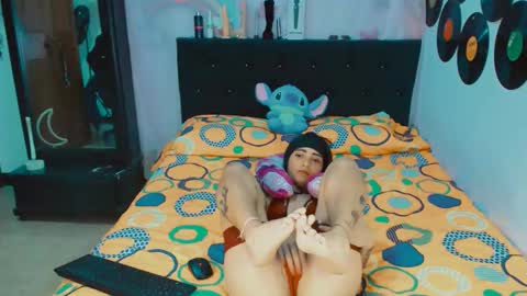 samantha sharon online show from November 15, 8:38 am