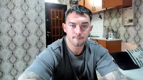 2sexymuscles online show from September 19, 9:40 pm