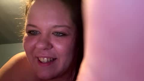 3GQueen808 online show from April 18, 8:27 am