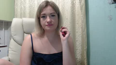 3sweetcandy3 online show from December 3, 11:59 pm