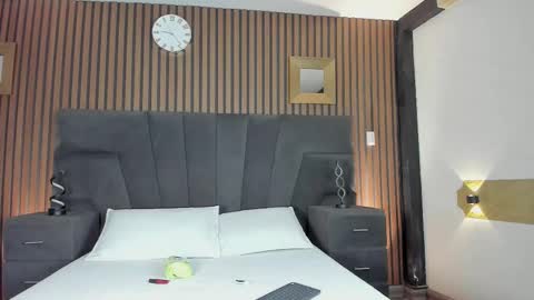 3X NAXAA online show from September 23, 1:16 pm