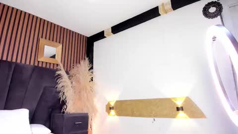 3X NAXAA online show from March 21, 2:33 pm