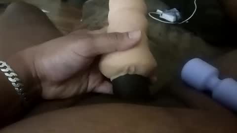White girl and brown cock online show from May 24, 3:07 pm