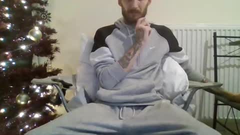 420feetloverr420 online show from November 24, 12:42 am