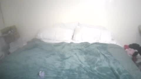 5issy5lut online show from March 6, 10:36 am