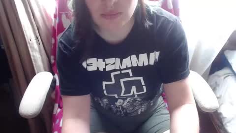 Snapshot of 666maskgirl chatting on September 29, 5:34 pm SHANNON online show from September 29, 5:34 pm