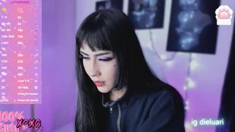  luarii   online show from November 15, 9:33 am