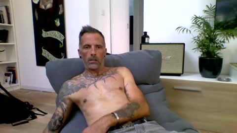 Num online show from July 26, 10:24 am