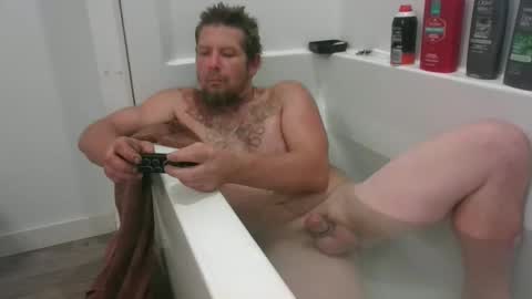 Snapshot of 69pusslicker chatting on September 16, 8:17 am Hot Rod online show from September 16, 8:17 am