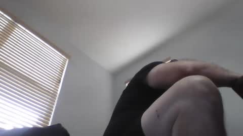 Snapshot of 69singledad79 chatting on December 12, 9:15 pm 69singledad79 online show from December 12, 9:15 pm