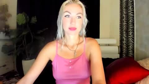 Snapshot of 6noangel66 chatting on October 8, 12:51 am SABOTAGE online show from October 8, 12:51 am