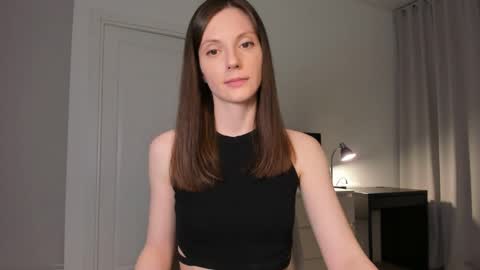 Anna online show from March 27, 8:21 pm