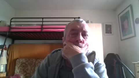 78kiss online show from March 6, 3:22 pm