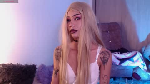  -   online show from October 5, 11:12 pm