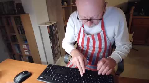  Papi  online show from March 2, 8:29 pm