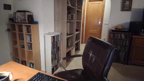  Papi  online show from March 9, 6:34 pm