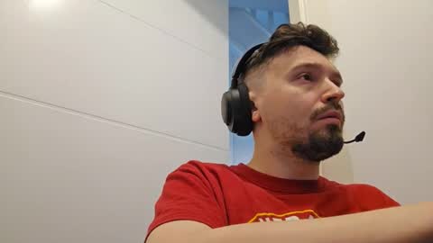 8inchdude93 online show from April 22, 8:10 am