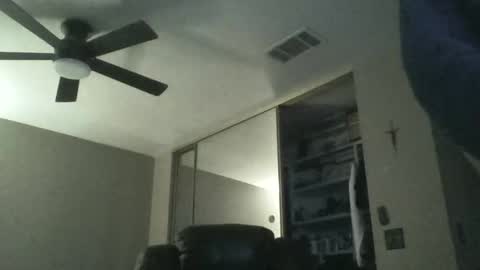 8inchthrobbincock online show from January 14, 12:24 pm