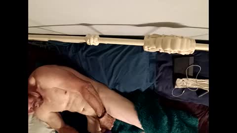 8intenn online show from February 20, 12:40 pm