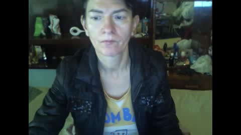 Snapshot of 8mistress8 chatting on February 9, 8:43 am 8MISTRESS8 online show from February 9, 8:43 am