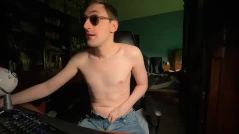 Snapshot of 91stefisexy91 chatting on January 17, 12:42 am 91stefisexy91 online show from January 17, 12:42 am