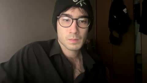 9thislandd online show from January 6, 11:29 am