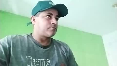 9vinhocamshow online show from December 21, 6:14 pm