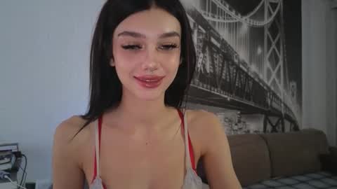 Snapshot of 9west chatting on September 13, 11:34 am KARINA online show from September 13, 11:34 am
