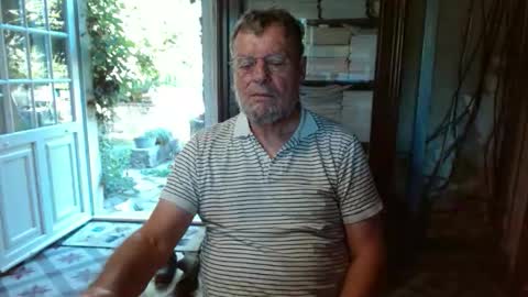 _123_voyeur_ online show from September 18, 1:48 pm