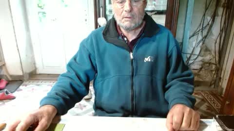 _123_voyeur_ online show from September 12, 9:22 am