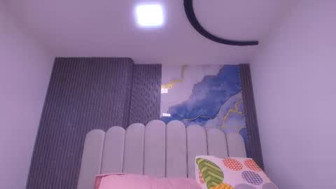  abby rouss online show from December 17, 3:13 am